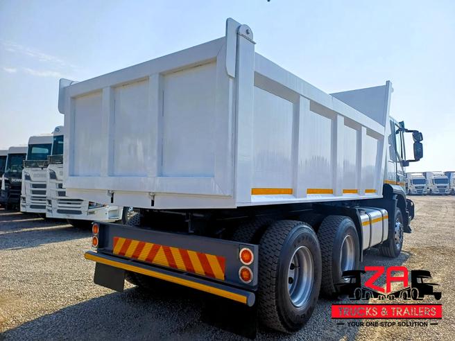 2020 IVECO TRAKKER 440 10 CUBE TIPPER #11314